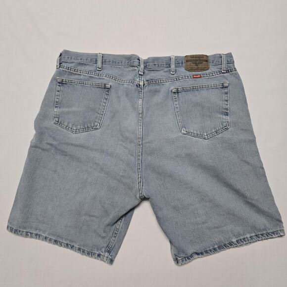 Wrangler Jeans Shorts Mens 44 Relaxed Fit Blue Denim Cut Off Vintage Style - Picture 1 of 11